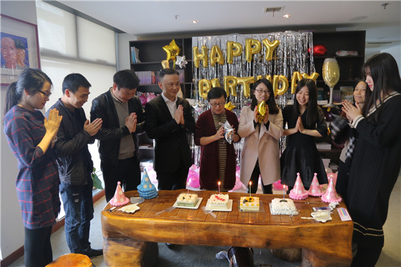 1481075046620687.jpg 741510866687231843.jpg