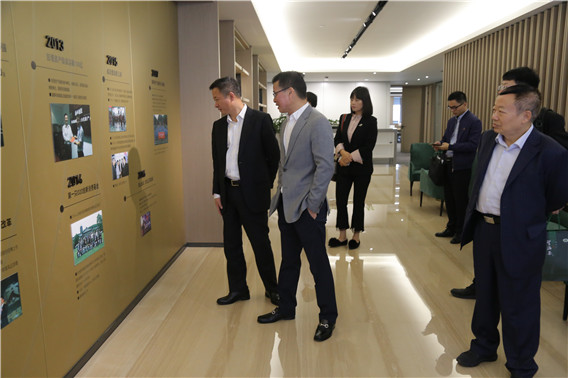 1573622039346649.jpg IMG_7112.jpg